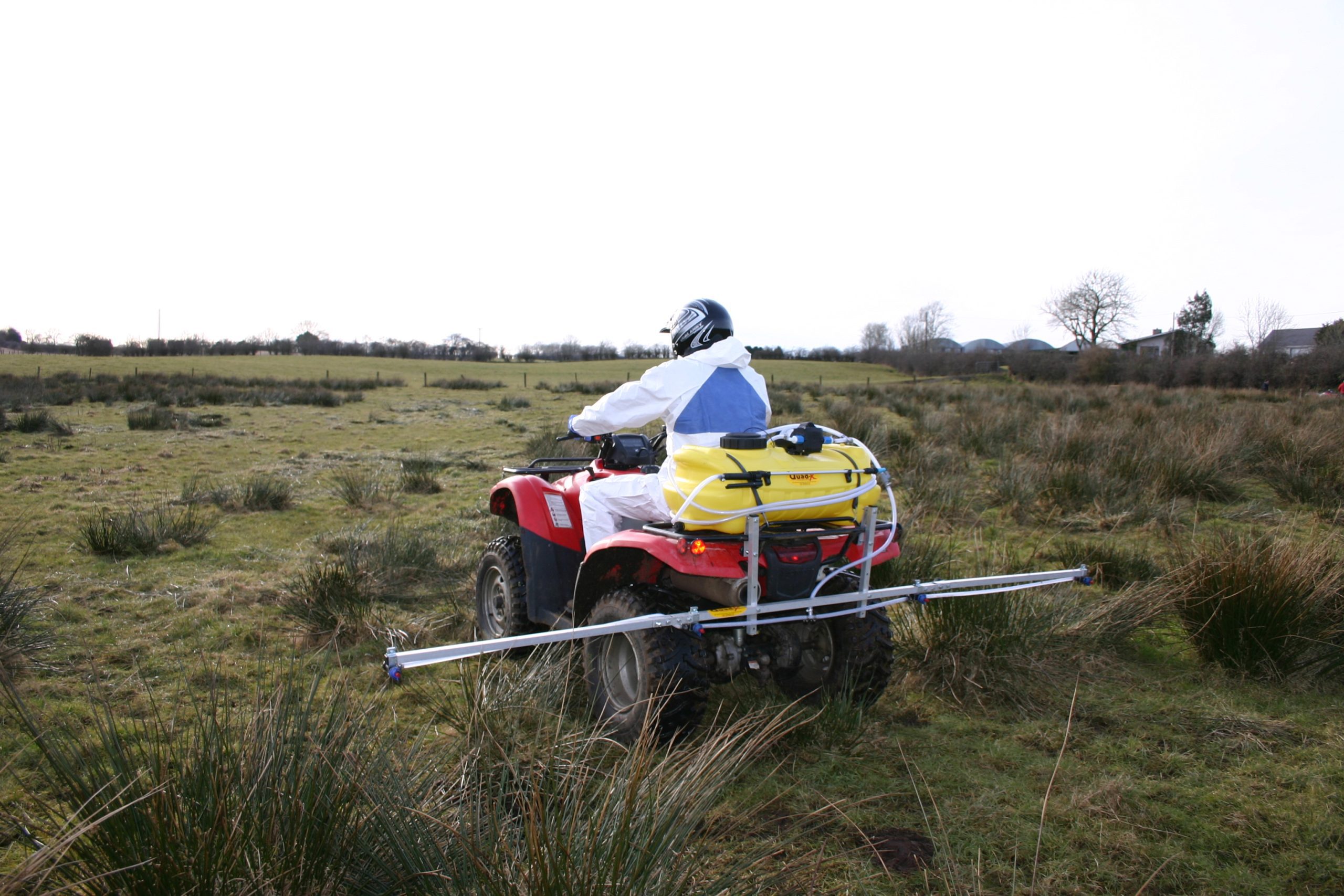 Wide Spray Boom Quad-X