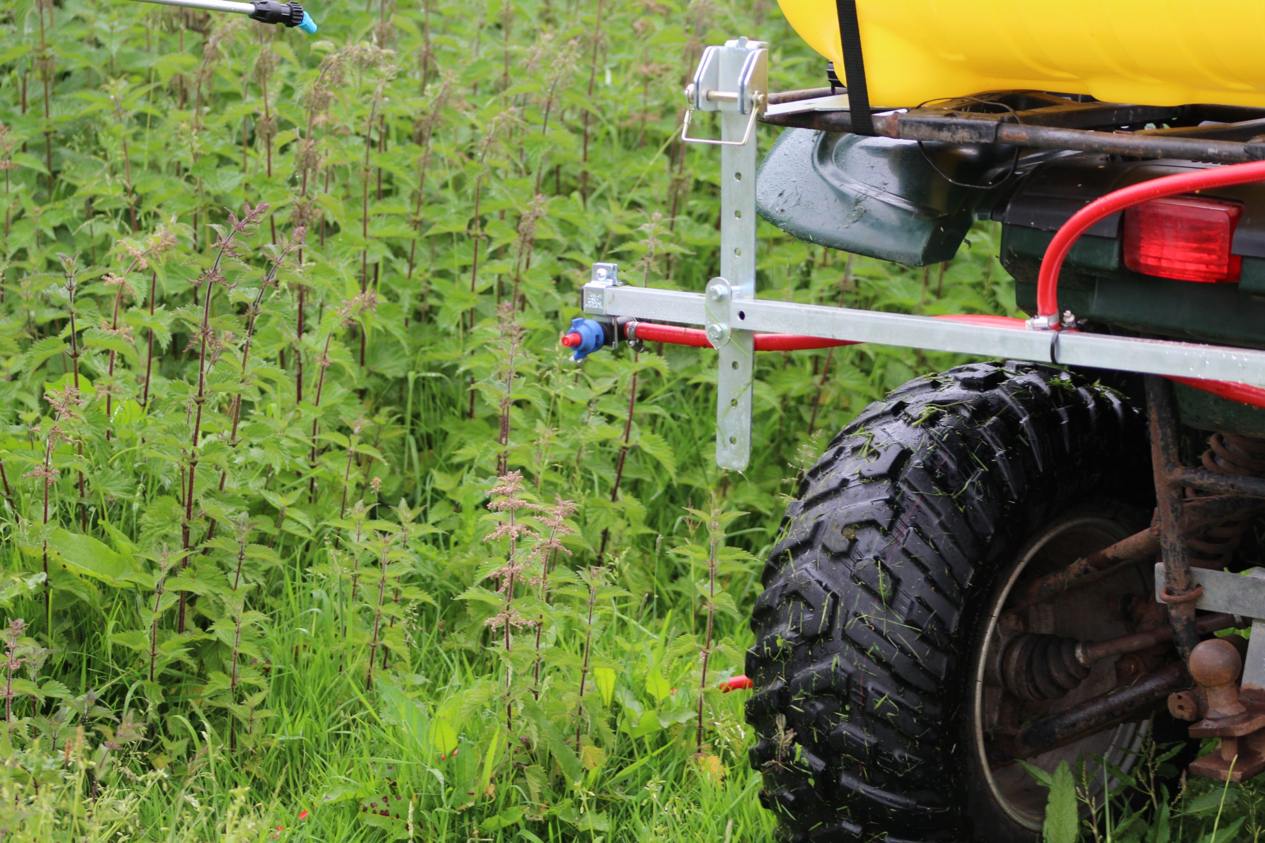 Wide Spray Boom Quad-X